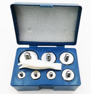 صورة طقم أوزان معايرة في علبة بلاستيكية (Calibration Weight Set in Plastic Case) - واقف للتجارة صنعاء