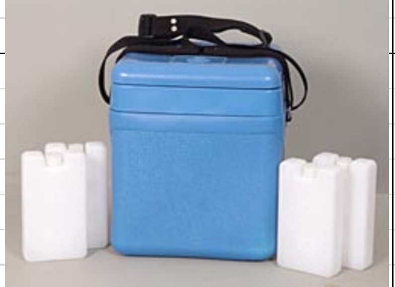 صورة حافظة نقل اللقاحات والعينات مع قوالب تبريد (Vaccine & Sample Carrier with Ice Packs) - واقف للتجارة صنعاء