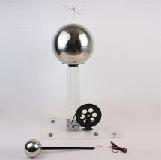 صورة مولد فان دي جراف يدوي (Manual Van de Graaff Generator) - واقف للتجارة صنعاء صورة مولد فان دي جراف يدوي (Manual Van de Graaff Generator) - واقف للتجارة صنعاء